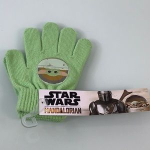 Disney Star Wars Mandalorian gloves kids size OSFM NWT